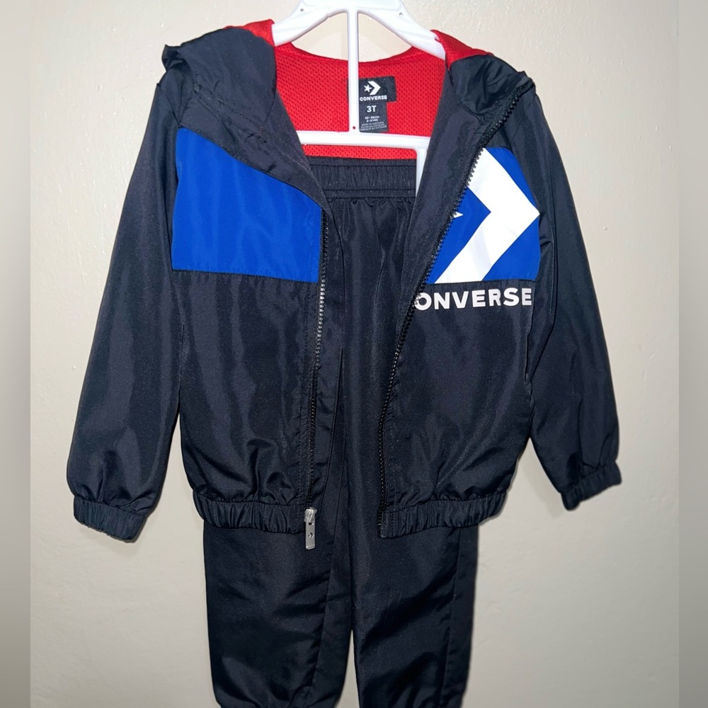Converse jogging suit set for toddler